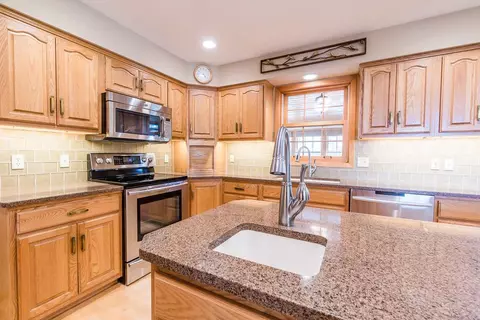 602 Eagle Rd, Waterloo, IA 50701 photo 11