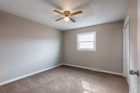 459 E 2nd St, Readlyn, IA 50668 photo 12