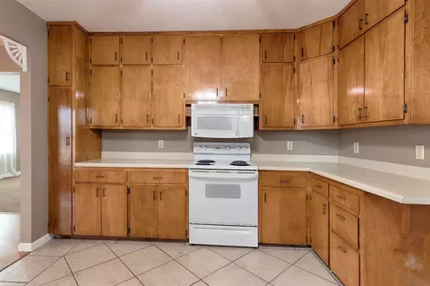 459 E 2nd St, Readlyn, IA 50668 photo 5