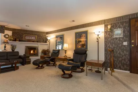 3431 Georgetown Dr, Waterloo, IA 50701 photo 3