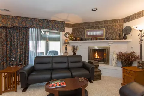 3431 Georgetown Dr, Waterloo, IA 50701 photo 5