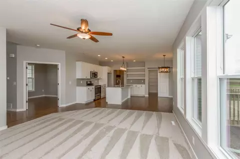 1248 Partridge Ln, Waterloo, IA 50701 photo 3