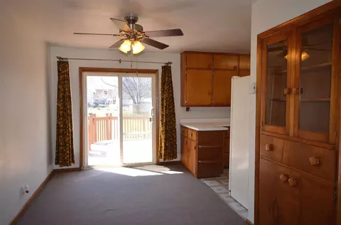 134 Vincent Rd, Waterloo, IA 50701 photo 5
