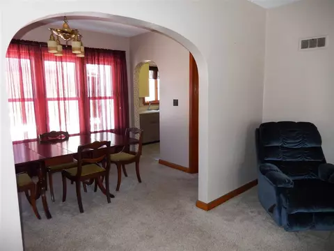 413 W 1st St, Sumner, IA 50674 photo 6