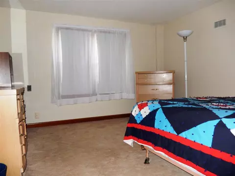 413 W 1st St, Sumner, IA 50674 photo 15