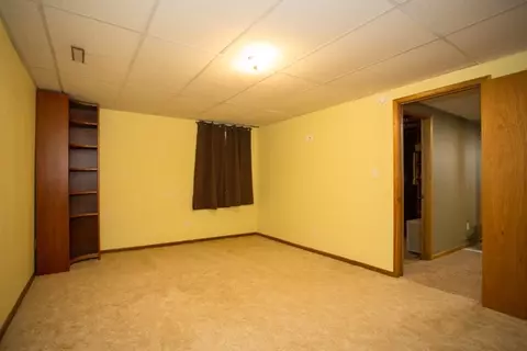 4014 Mark Dr, Waterloo, IA 50701 photo 14