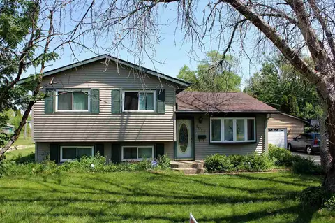 1017 Webster St, Waterloo, IA 50703 photo 1