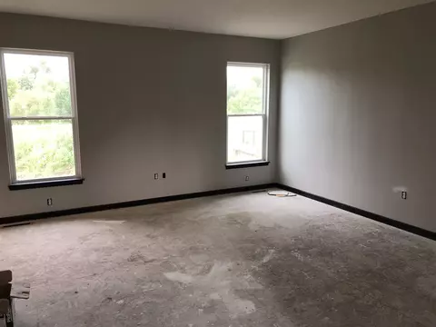4426 Charm Dr, Waterloo, IA 50701 photo 3