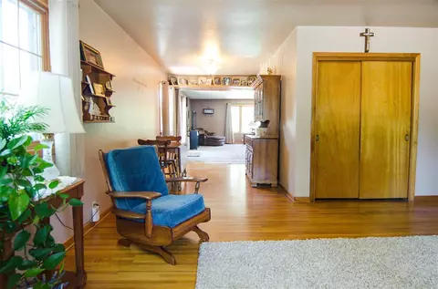 1635 E Mitchell Ave, Waterloo, IA 50702 photo 10