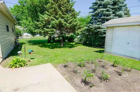 1635 E Mitchell Ave, Waterloo, IA 50702 photo 18