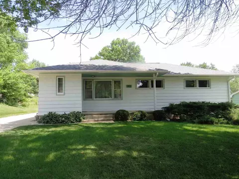 161 Letsch Rd, Waterloo, IA 50701 photo 1