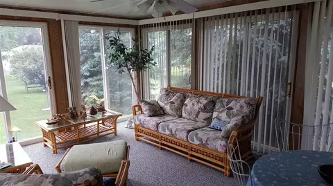 1643 E Mitchell Ave, Waterloo, IA 50702 photo 7
