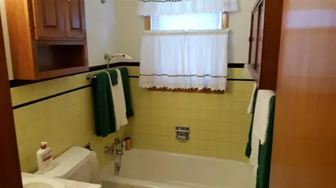 1643 E Mitchell Ave, Waterloo, IA 50702 photo 12
