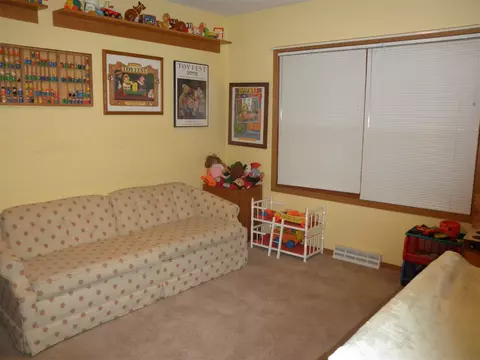 302 Alice St, Aurora, IA 50607 photo 8