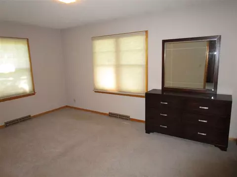 3520 Rownd St, Cedar Falls, IA 50613 photo 5