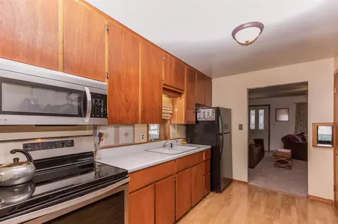1901 E Ridgeway Ave, Waterloo, IA 50702 photo 6