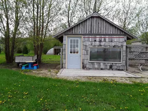 10562 Neon Rd, Maynard, IA 50655 photo 4