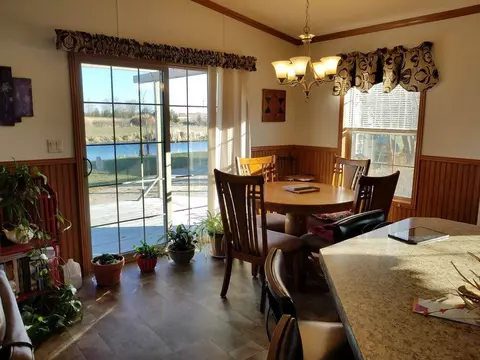 10562 Neon Rd, Maynard, IA 50655 photo 7