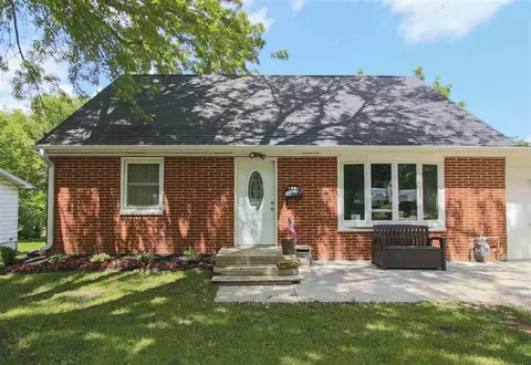 1731 E Mitchell Ave, Waterloo, IA 50702 photo 2