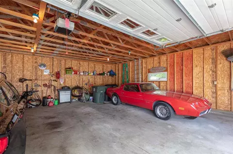 611 Stephan Ave, Waterloo, IA 50701 photo 13