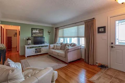 611 Stephan Ave, Waterloo, IA 50701 photo 3