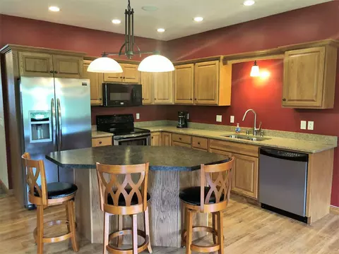1214 Walnut St, Decorah, IA 52101 photo 6