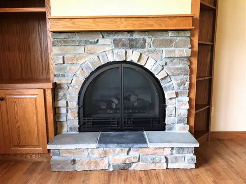 1214 Walnut St, Decorah, IA 52101 photo 5