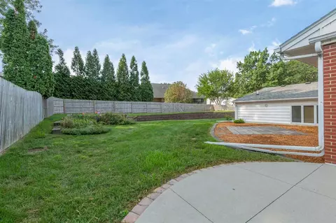 310 E Mitchell Ave, Waterloo, IA 50702 photo 18