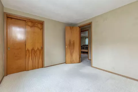 310 E Mitchell Ave, Waterloo, IA 50702 photo 12