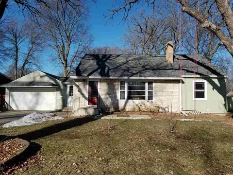 3021 Alameda St, Cedar Falls, IA 50613 photo 1
