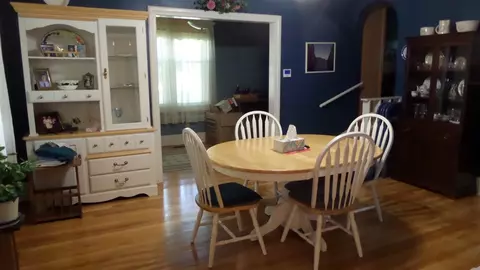 201 2nd St, Gladbrook, IA 50635 photo 3