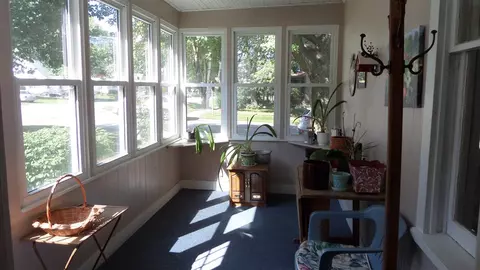 201 2nd St, Gladbrook, IA 50635 photo 2