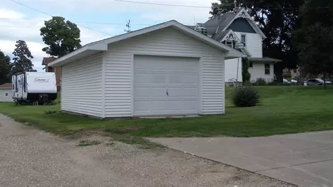 201 2nd St, Gladbrook, IA 50635 photo 16