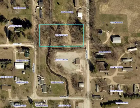 236 Th Ave, Decorah, IA 52101 photo 7