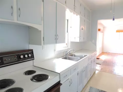 836 Maxwell St, Waterloo, IA 50701 photo 8