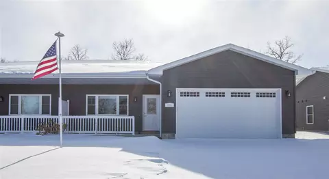 704 Clair St, Cedar Falls, IA 50613 photo 15