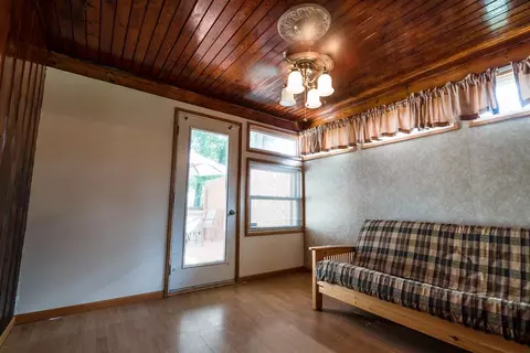 141 Letsch, Waterloo, IA 50701 photo 14