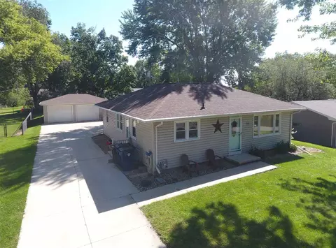 141 Letsch, Waterloo, IA 50701 photo 1