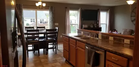 5012 Millenium Dr, Cedar Falls, IA 50613 photo 8