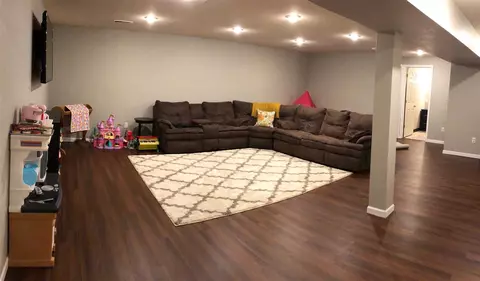 5012 Millenium Dr, Cedar Falls, IA 50613 photo 14