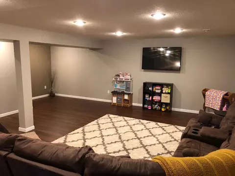 5012 Millenium Dr, Cedar Falls, IA 50613 photo 13