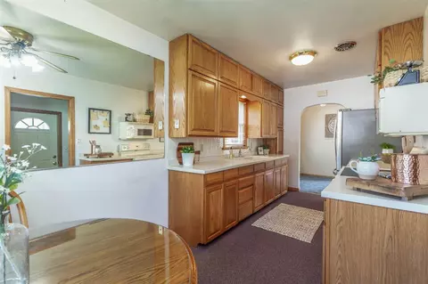 1627 Byron Ave, Waterloo, IA 50702 photo 6