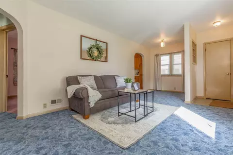 1627 Byron Ave, Waterloo, IA 50702 photo 4