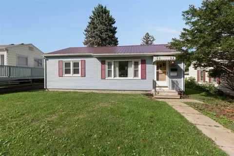 1627 Byron Ave, Waterloo, IA 50702 photo 1