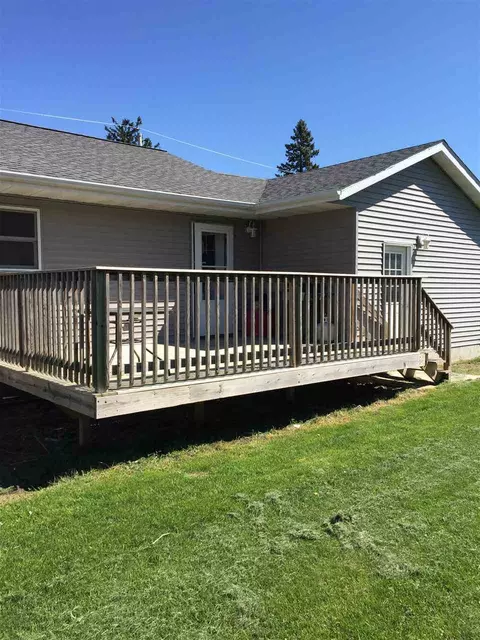 425 Pike St, Ridgeway, IA 52165 photo 14