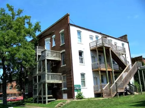 935 W 3 St, Waterloo, IA 50701 photo 16