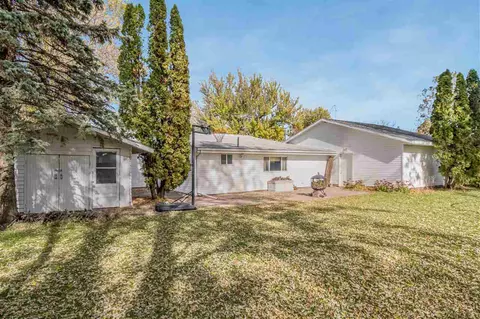 304 E Sufficool St, Hazleton, IA 50641 photo 13