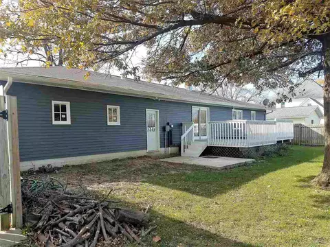 458 E 2nd St, Readlyn, IA 50668 photo 17