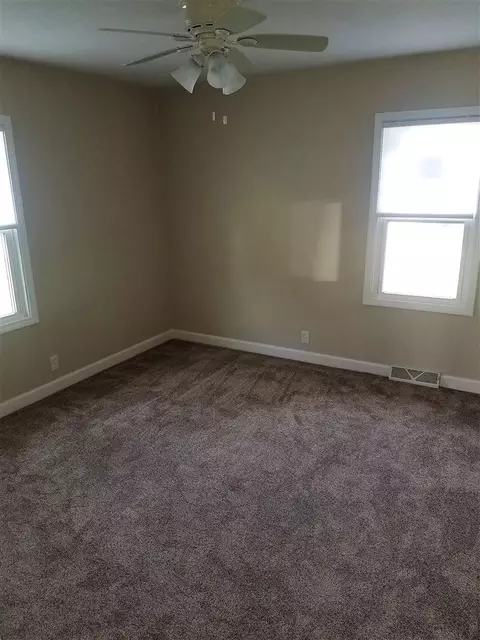 458 E 2nd St, Readlyn, IA 50668 photo 11