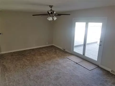 458 E 2nd St, Readlyn, IA 50668 photo 7